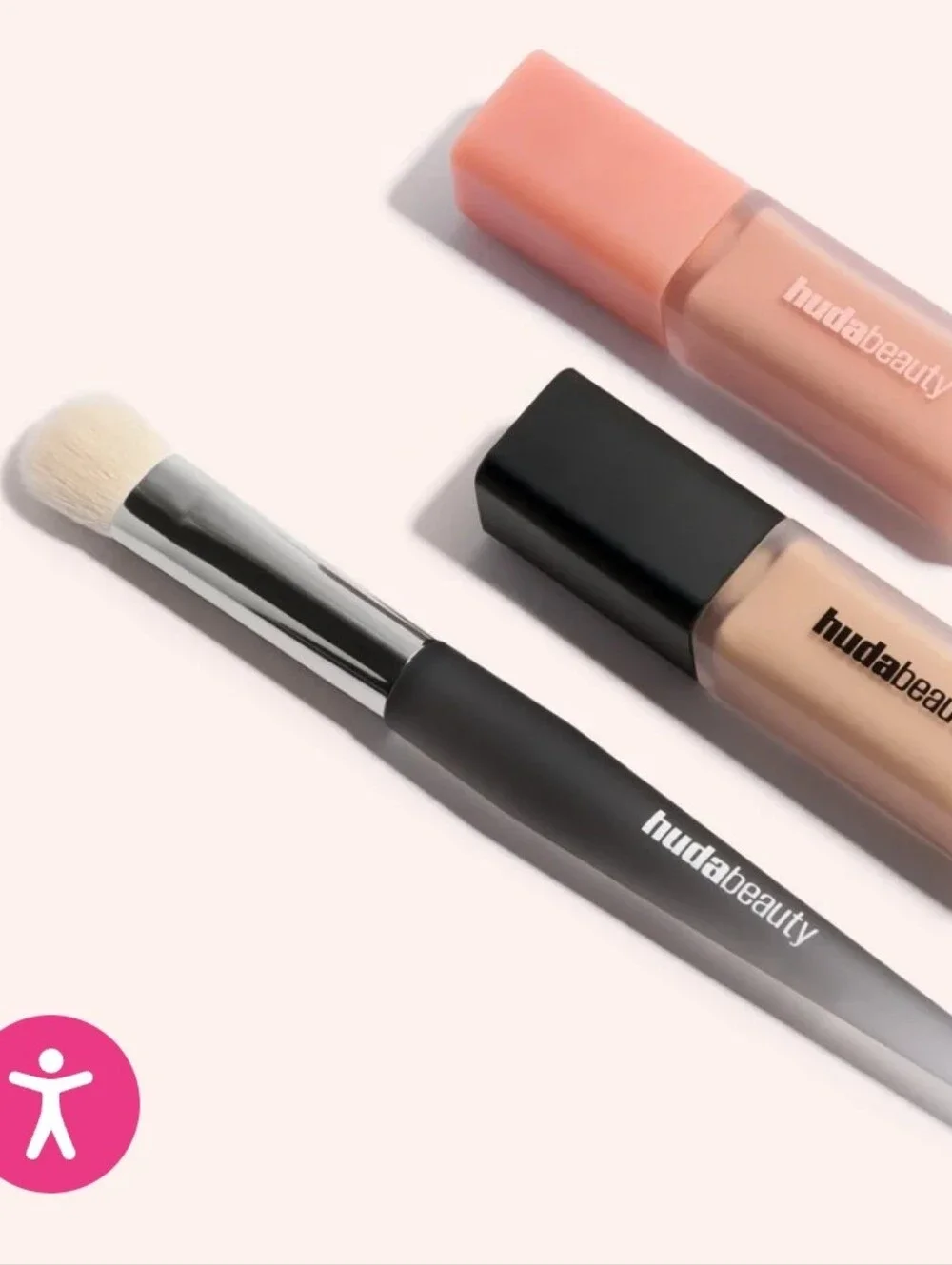 Huda Beauty UnderEye Buff Brush